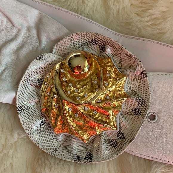 Vtg 80s Genuine leather Unique Artisan belt gold ornate buckle ruffle Belt M NOS - Picture 8 of 15